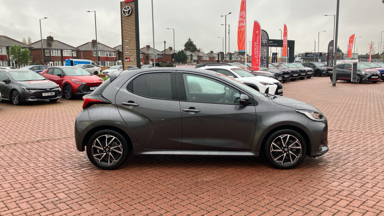 Toyota Yaris 1.5 Hybrid Design 5dr CVT Hybrid Hatchback